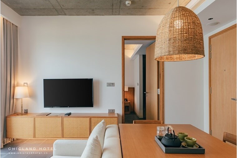  One Bedroom Apartment with Balcony (Bang Bien)